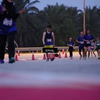 Runner Photo 7461155
