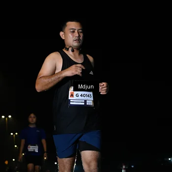 Runner Photo 7461191