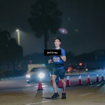 Runner Photo 7461340