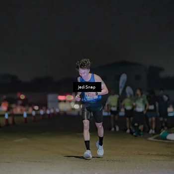 Runner Photo 7461399