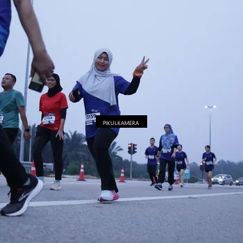 Runner Photo 7461401