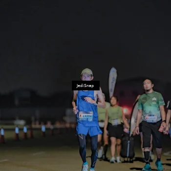 Runner Photo 7461504