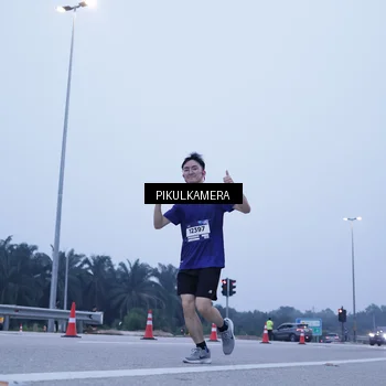 Runner Photo 7461551