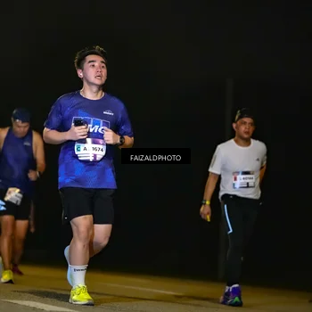 Runner Photo 7461645