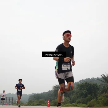 Runner Photo 7461678
