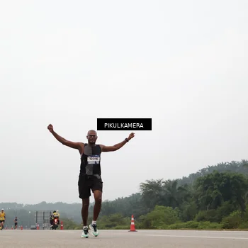 Runner Photo 7461682