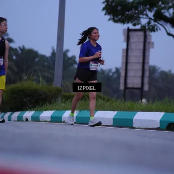Runner Photo 7461691