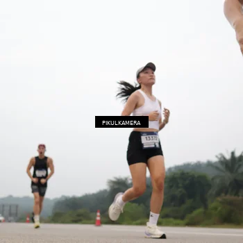 Runner Photo 7461870