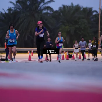 Runner Photo 7461873