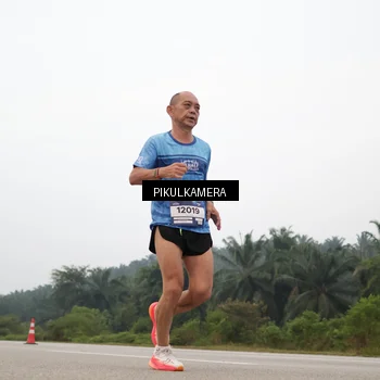 Runner Photo 7461895
