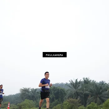 Runner Photo 7462002