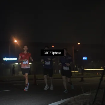 Runner Photo 7462024