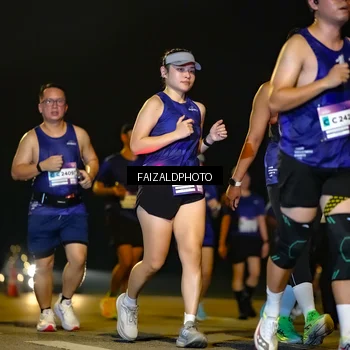 Runner Photo 7462040