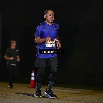 Runner Photo 7462073