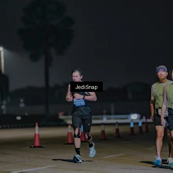 Runner Photo 7462125