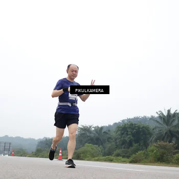 Runner Photo 7462152