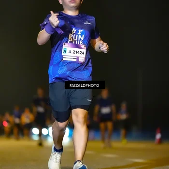 Runner Photo 7462173
