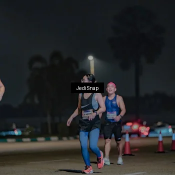 Runner Photo 7462224