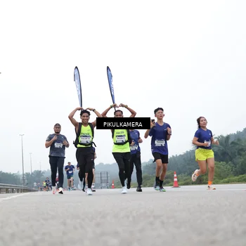 Runner Photo 7462254