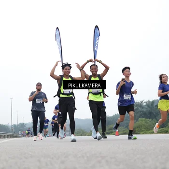 Runner Photo 7462313