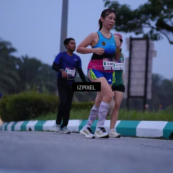Runner Photo 7462355