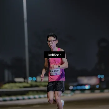 Runner Photo 7462356