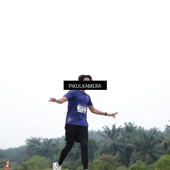 Runner Photo 7462412