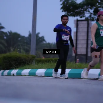 Runner Photo 7462449