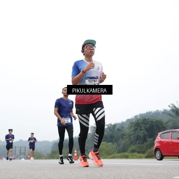 Runner Photo 7462456