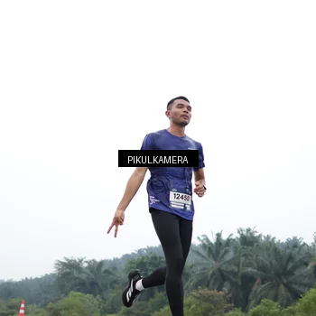 Runner Photo 7462473