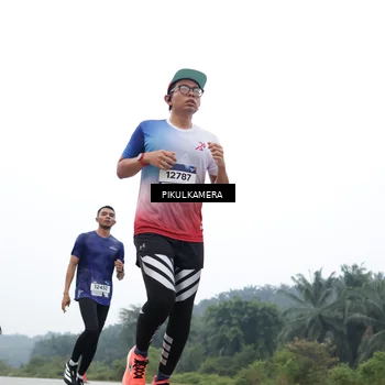 Runner Photo 7462479