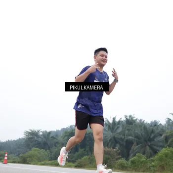 Runner Photo 7462535