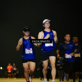 Runner Photo 7462753