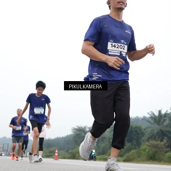 Runner Photo 7462784
