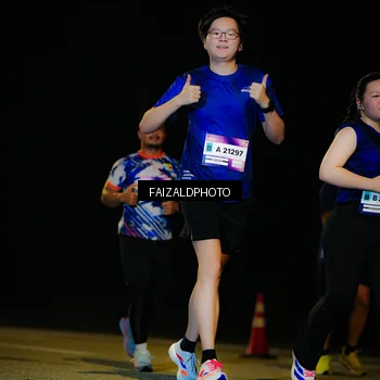 Runner Photo 7462946