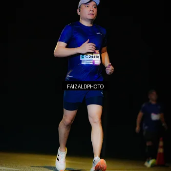 Runner Photo 7463044