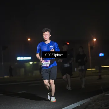 Runner Photo 7463053