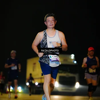 Runner Photo 7463068