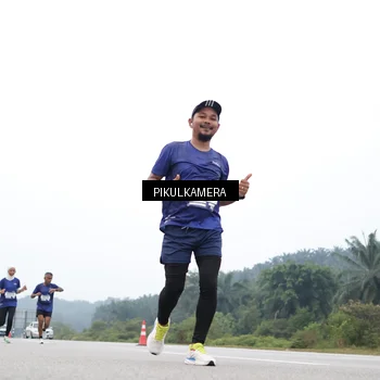 Runner Photo 7463072