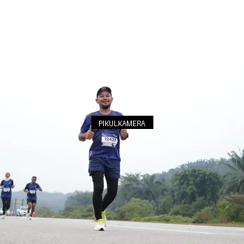 Runner Photo 7463075