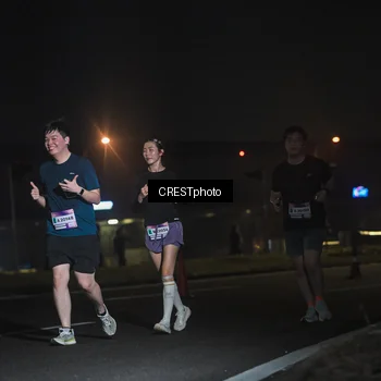 Runner Photo 7463077