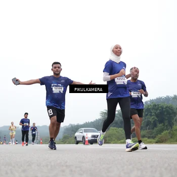 Runner Photo 7463171