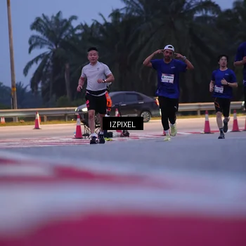 Runner Photo 7463259