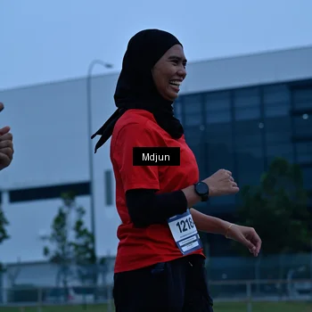 Runner Photo 7463290