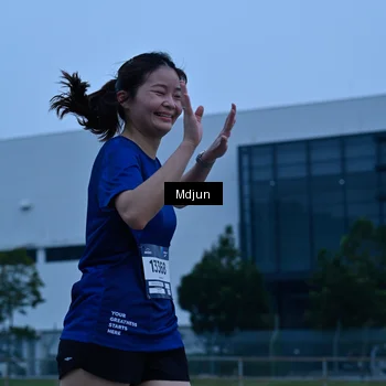 Runner Photo 7463291