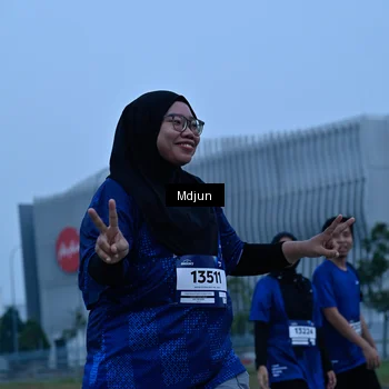 Runner Photo 7463331