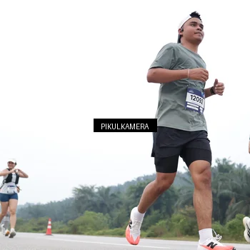 Runner Photo 7463375