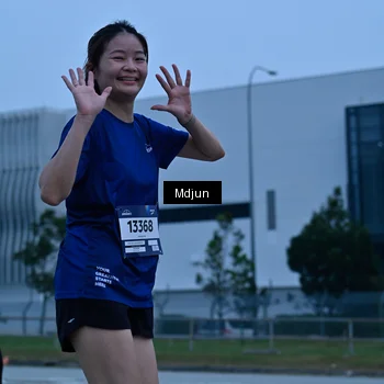 Runner Photo 7463377