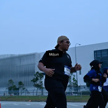 Runner Photo 7463381