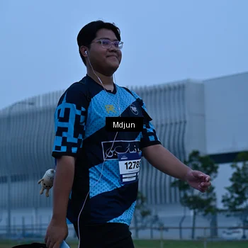 Runner Photo 7463395